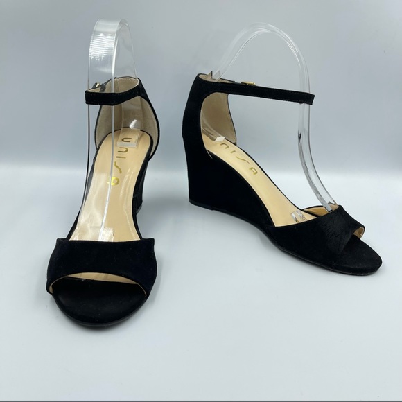 Unisa Black Suede Wedge Women Sz 7.5 M - Picture 14 of 15